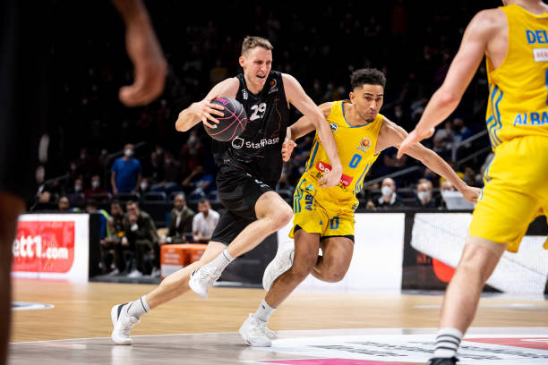 而德布劳内 而德布劳内